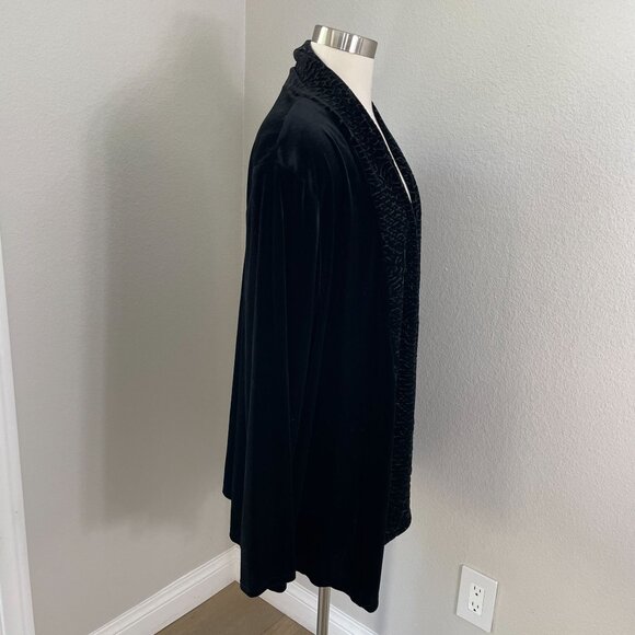 Mirasol Woman Plus 1X Black Velvet Open Cardigan Long Sleeve - Picture 3 of 9